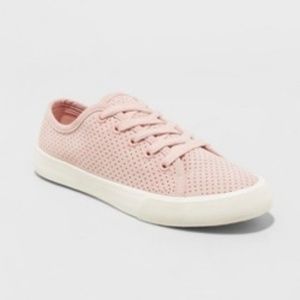 BRAND NEW! Women's Jena Lace Up Sneakers
